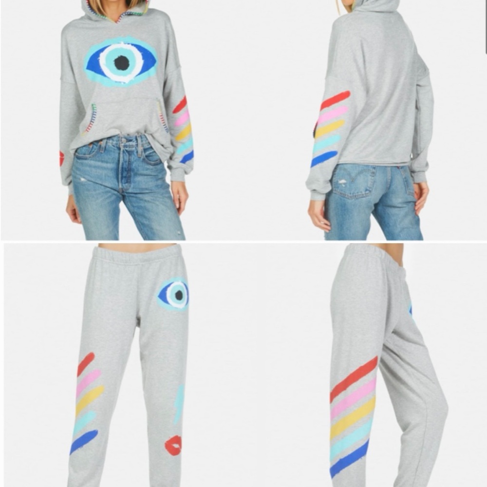 Lauren Moshi Gray Sweatshirt & Joggers Set with Multicolor Eye and Stripe Motifs